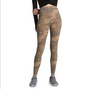 Alo Yoga High Waist Camo Leggings
